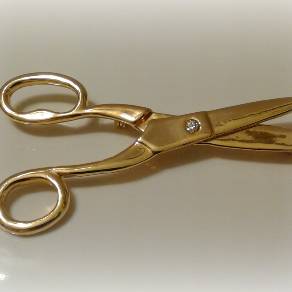 Scissors Brooch - Picture 2 of 3